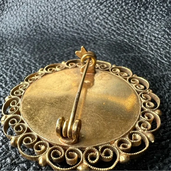 Petit Point needlepoint micro embroidered brooch vintage pin ornate Victorian - Picture 3 of 6